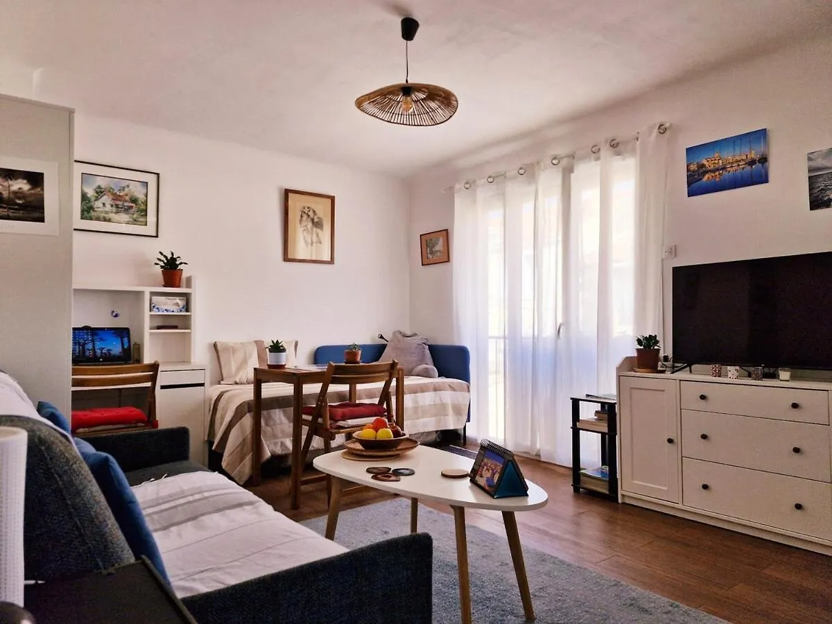 Cosy T1 Proche Port La Ciotat Apartment 0*,